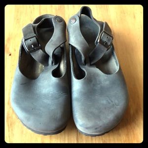 Grey/brown leather Birkenstock’s
